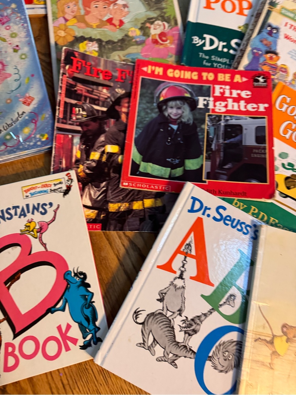 Vintage Lot  kids books and few vintage puzzles Dr. Seuss golden books etc - Picture 7 of 8